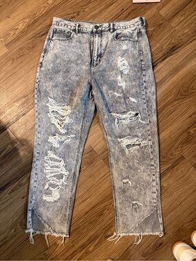 American Eagle Distressed Acid Wash Ripped Jeans - Light Gray